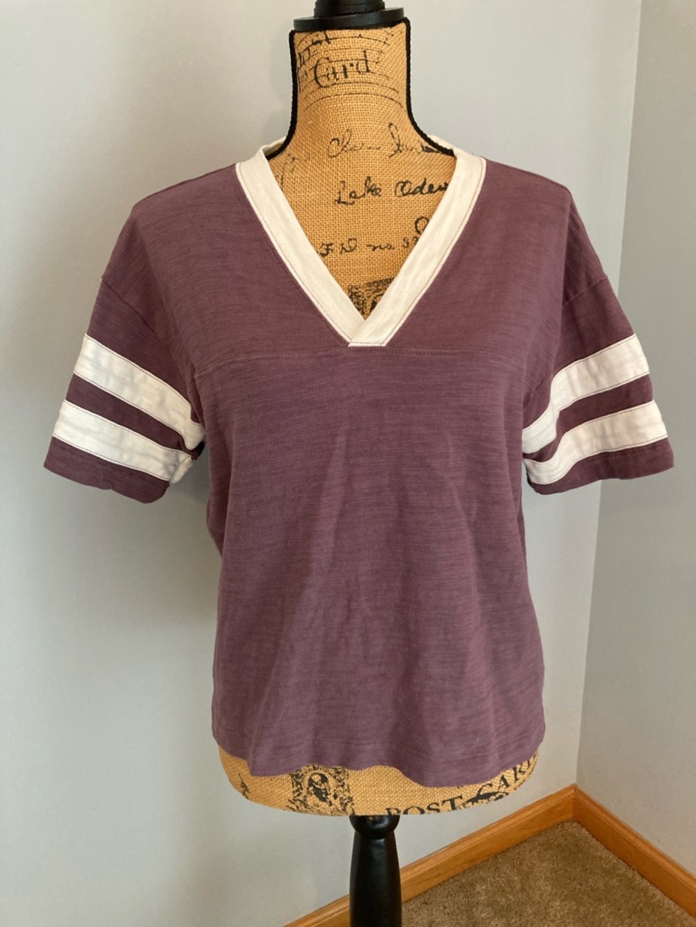Faherty V-Neck Short Sleeve Varsity Tee with White Trim Women Size M